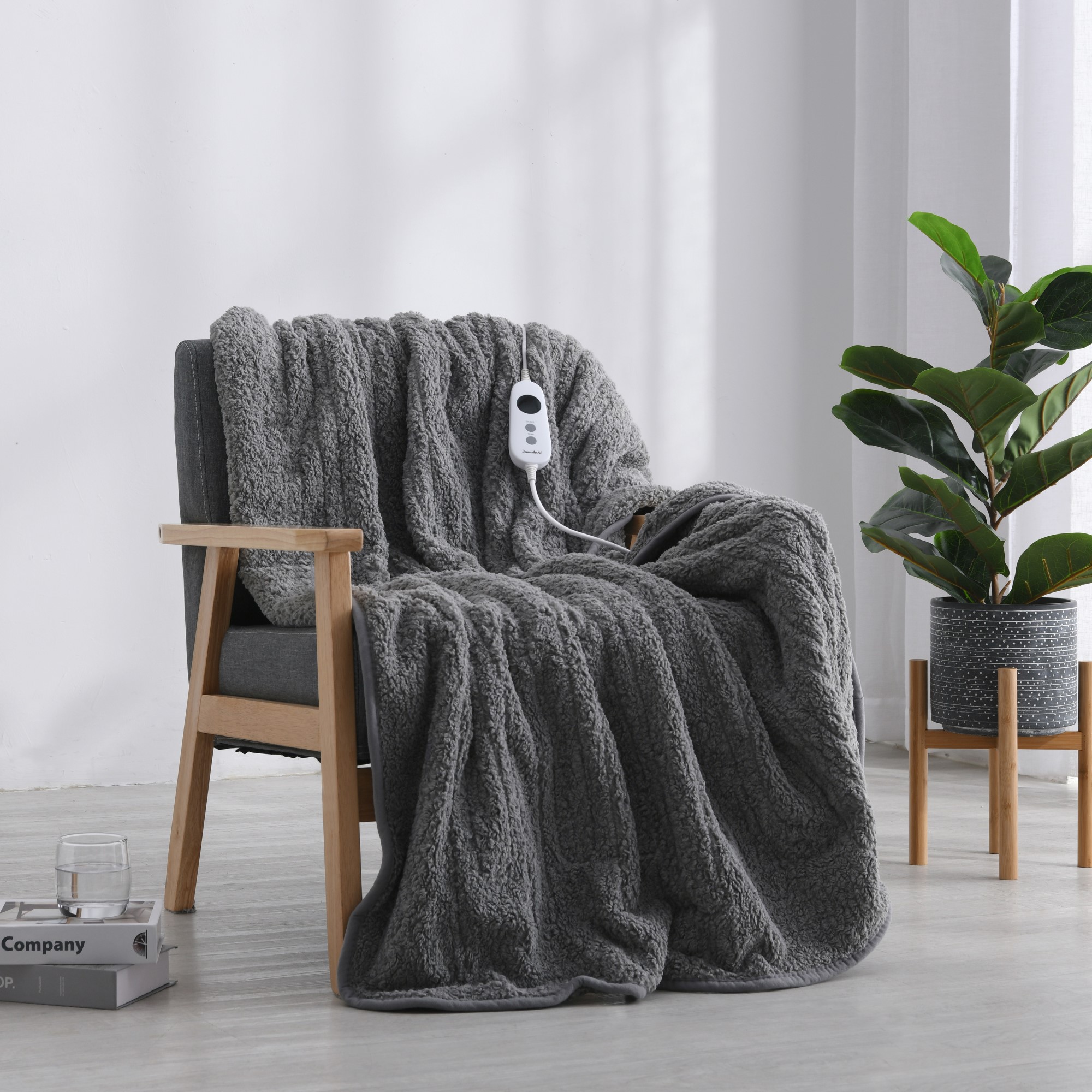 Dreamaker Washable Electric Heated Throw Rug Snuggle Blanket Fleece Faux Fur - Picture 151 of 156